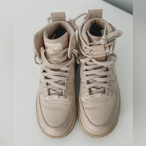 Wmns Nike Air Force Utility High